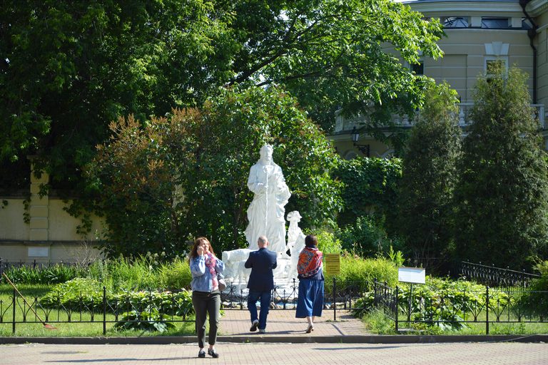Религии мира. В поисках истины (с посещением Главной Мечети, Католического и Баптистского соборов, Армянского храмового комплекса и Хоральной Синагоги)