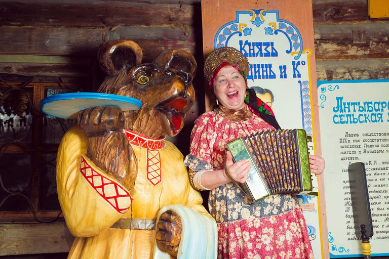 Пермская мозаика — мультитур по Пермскому краю (Пермь – Каменный город – Усьвинские столбы – Кунгур – Белая гора — Кудымкар, с мастер-классами и дегустацией коми-пермяцкой кухни, 4 дня + авиа или ж/д)