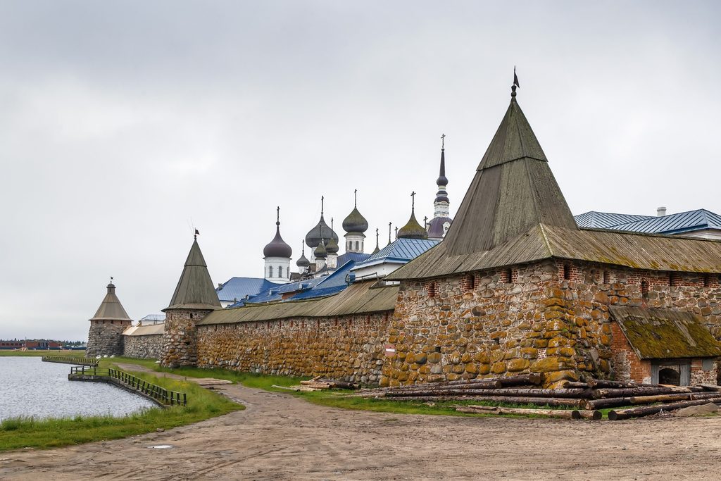 Мелодии соловецких островов (Кремль, Гора Секирная, Свято-Вознесенский скит, Ботанический сад, морские прогулки на катере, 4 дня + ж/д)