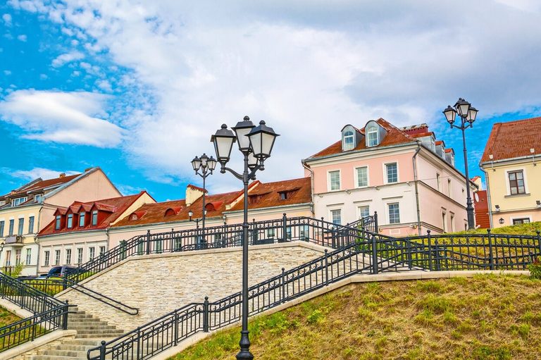 Панорамы Бреста (Тур в Белоруссию, музей им. А.В. Суворова, мемориальный комплекс Хатынь, экскурсия в Беловежскую пущу, 5 дней + ж/д или авиа)
