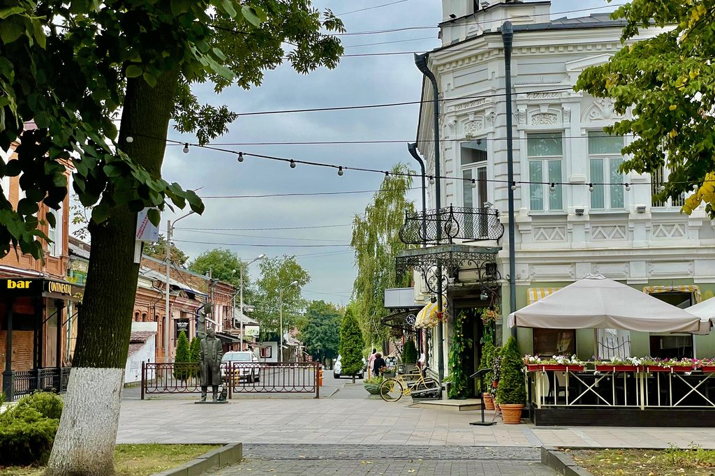 В Осетию на выходные (Кармадон, подъем на канатной дороге к Сказскому леднику, Мамисонское ущелье, селение Лисри, 4 дня + авиа или ж/д, заезды по вторникам, весна-осень)