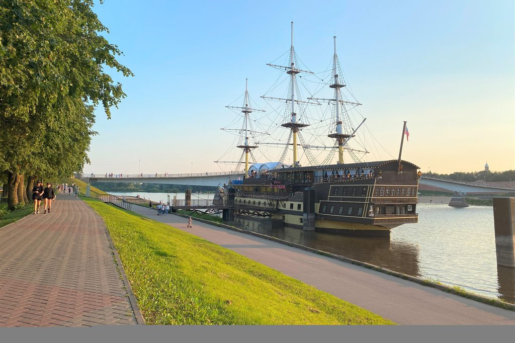 Путешествие в Петербург