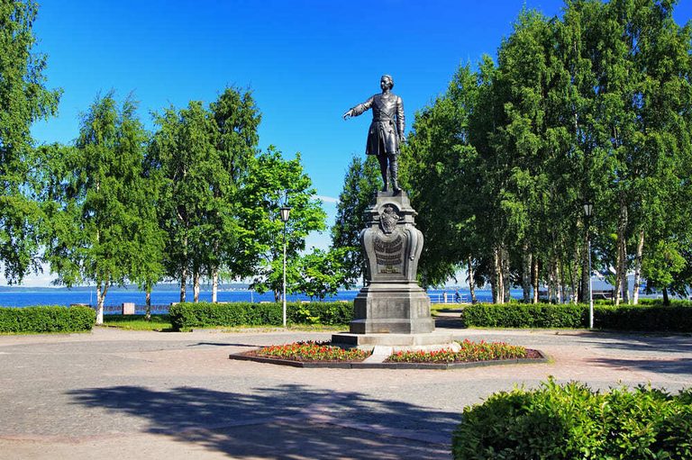 Карелия и сплав по Шуе: Олонец, Рускеала, 3 дня