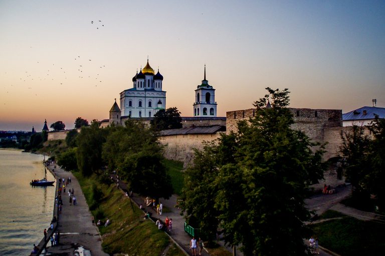 Спа-тур в Псков (Изборск и Печоры, проживание в отеле 4* в историческом центре Пскова с посещением Спа-центров, Псков, 2 дня + ж/д или авиа)