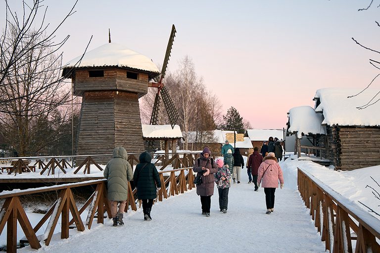 Масленица блинница – в Суздале именинница! (масленичное фаер-шоу на Щуровом Городище в Суздале и путешествие по пейзажным городам «Русского прованса»: Киржач, Юрьев-Польский, Гаврилов Посад, 2 дня, автобусный тур)