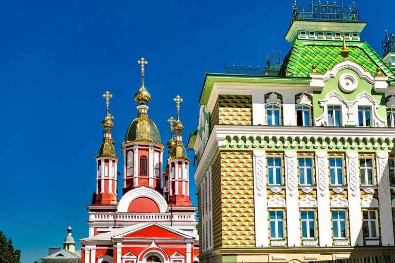Сиреневый фестиваль и торжество романса в Ивановке (сладкозвучие усадьбы Рахманинова — дворец Асеевых и шедевры модерна в Тамбове — город кружевниц Михайлов