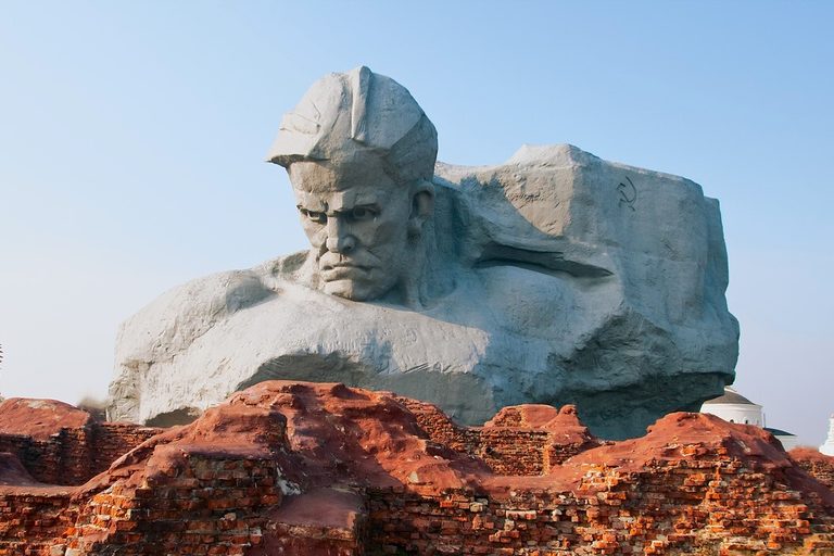 Нарядный Минск и обновленный Брест