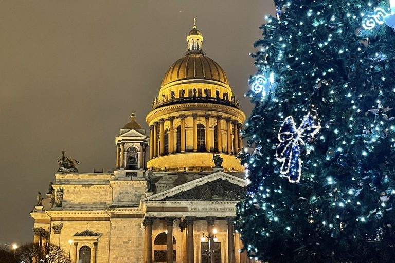 Блеск и роскошь Северной Столицы в Новогоднюю ночь (роскошный Юсуповский дворец — утопающий в рождественских огнях Кронштадт — великокняжеский Павловский дворец, с прогулками по самым «новогодним» улицам и площадям Петербурга