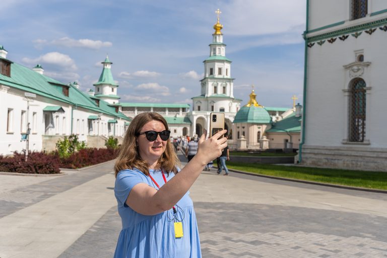 На фестиваль «Сыр. Пир. Мир.» к Сироте в Истру (гастрономический праздник сыра у Олега Сироты — Ново-Иерусалимский монастырь)
