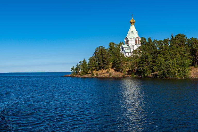 Карелия за 8 дней: Петрозаводск, Валаам, Кижи, Рускеала