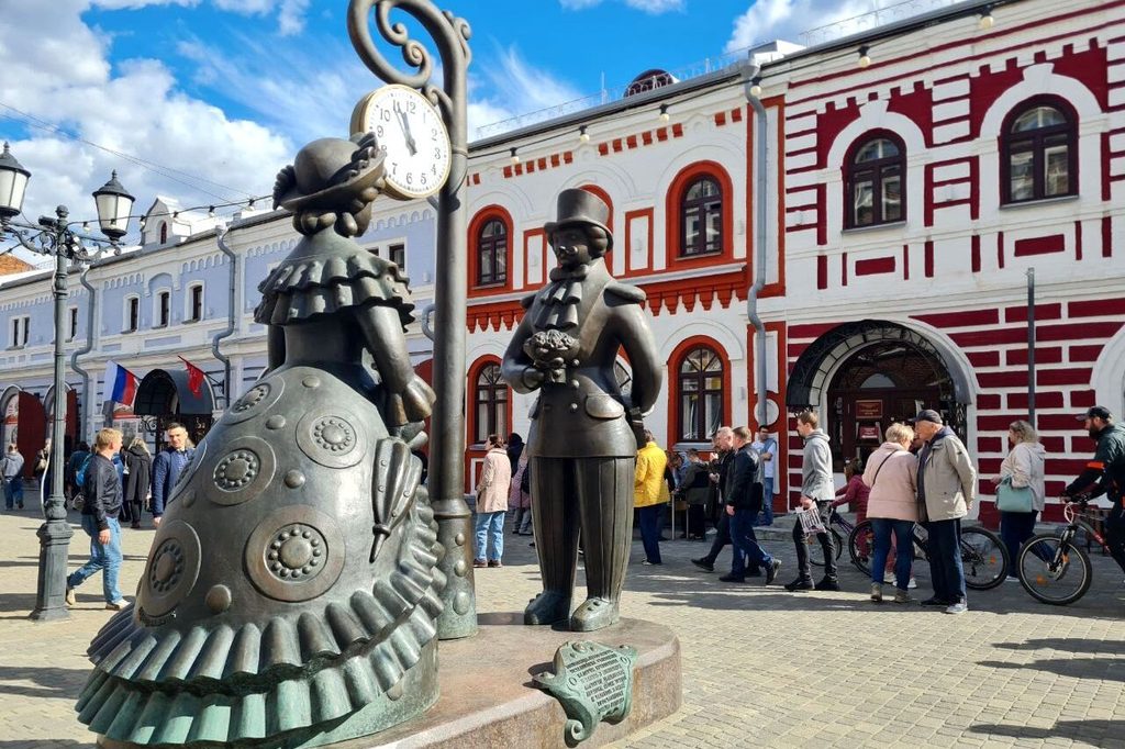 В сказочную Вятку, на родину художников Васнецовых (северная жемчужина модерна Вятка-Киров – родовая усадьба братьев Васнецовых – мастер-класс по Дымковской игрушке, 3 дня + ж/д)