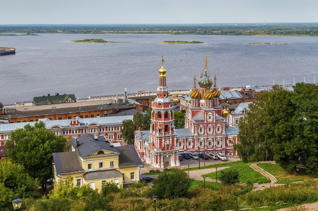 Панорамы Нижнего Новгорода (Кремль и нижегородский Арбат, канатная дорога через Волгу, Вознесенский Печерский монастырь, 3 дня +ж/д или авиа)