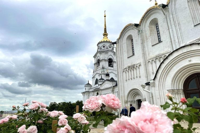 День огурца в Суздале ( Суздаль с участием в празднике огурца