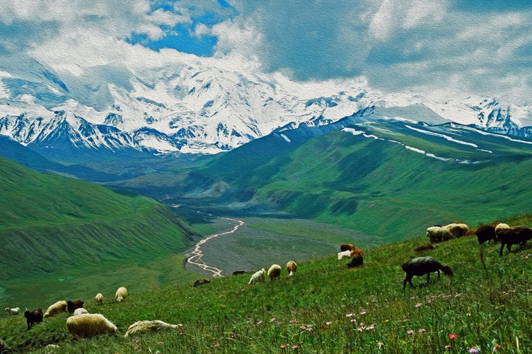 Курортный Памир: тур в Ош и горы Киргизии, 8 дней
