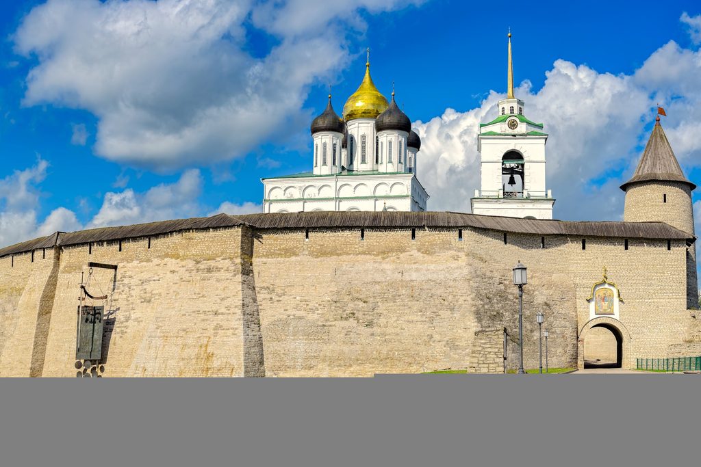 Псковские каникулы (Изборск - Печоры - Пушкинские горы - Псков - Свято-Благовещенская Никандрова пустынь, 4 дня + ж/д или авиа)