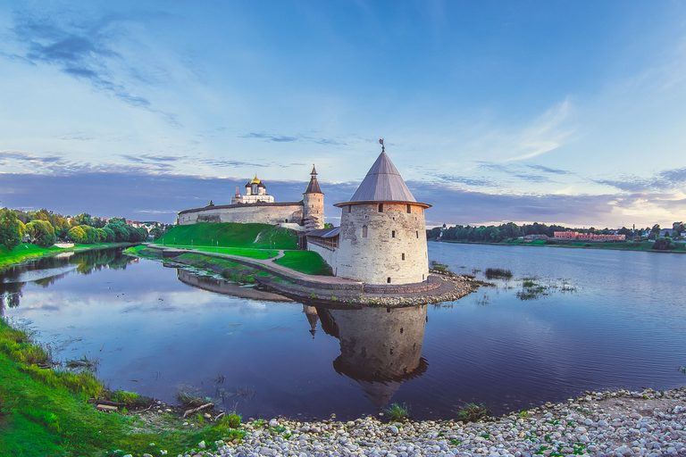 Псковская Исландия (отдых на Талабах с проживанием на острове Залита, Псковский кремль, Изборская крепость и Псково-Печерский монастырь, 3 дня + ж/д или авиа)